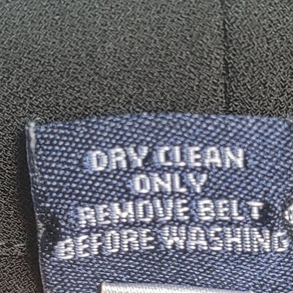 Ann Taylor Long Sleeve Button-Front Black Collar Dress Jacket. Size 4 - Picture 6 of 7